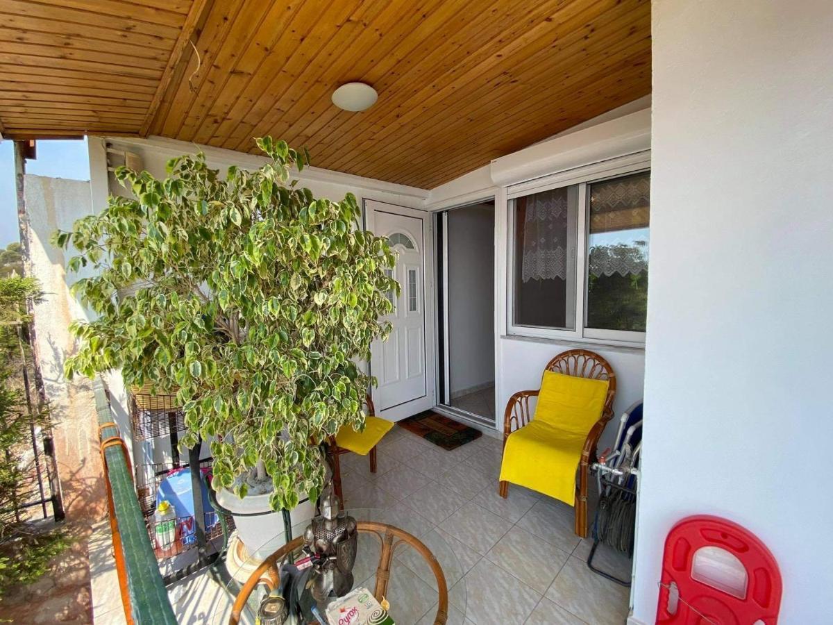 Siga Siga Apartment Megara Exterior photo